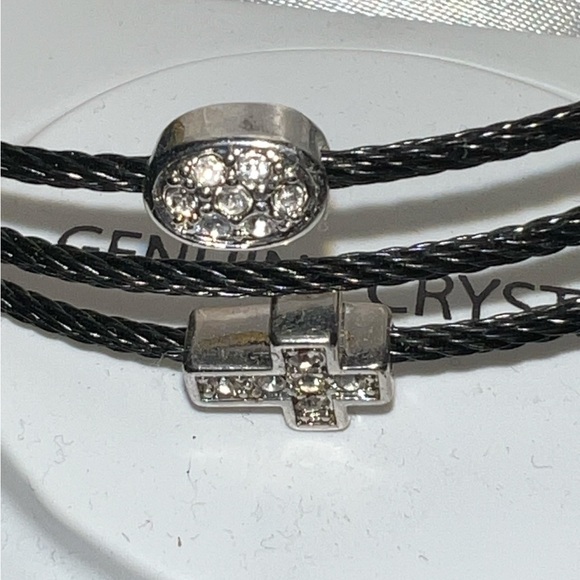 QVC?  Beautiful Black 3  Cable  Wrap  7” Bracelet W/ Rhinestone Cross Heart New - Picture 5 of 5